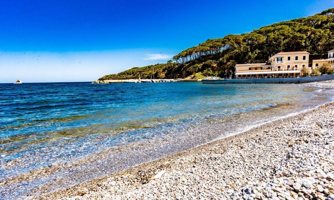 Magazzini Apartment | Rustic Studio Magazzini Mare 300 meters from beach