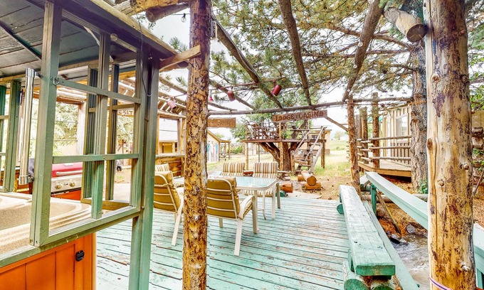 Cedaredge Cabin | Rustic studio with stellar shared amenities