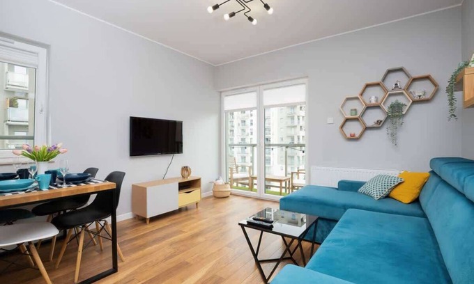 Przymorze Apartment | Rzeczypospolitej 4C Gdańsk | Functional Apartment with Parking | Balconies | Fam