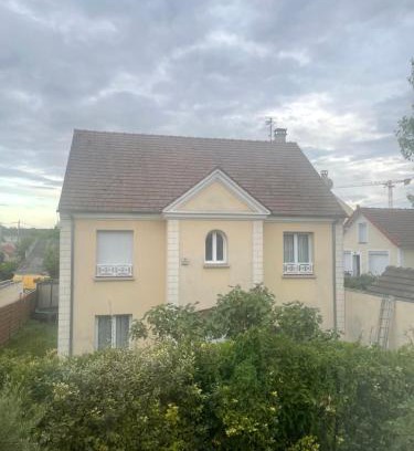 Bezons House | Séjour à Paris