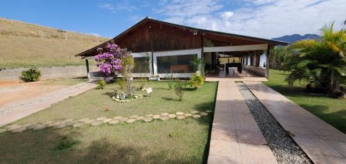 Goncalves House | Sítio Alto do Paraíso