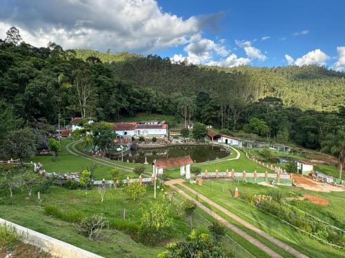 Joanopolis House | Sítio dos Girassóis