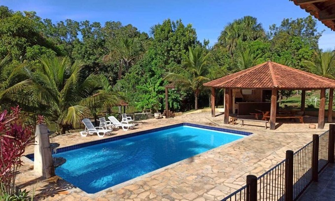 Hidrolandia House | Sítio Recanto da Paz with heated pool