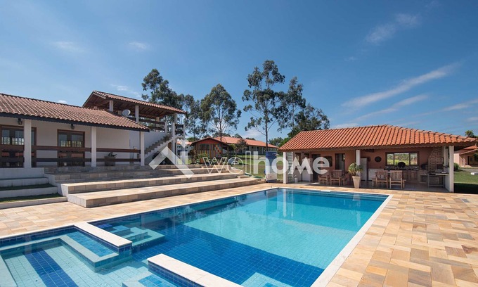 Quadra House | Sítio Refúgio no Interior de SP