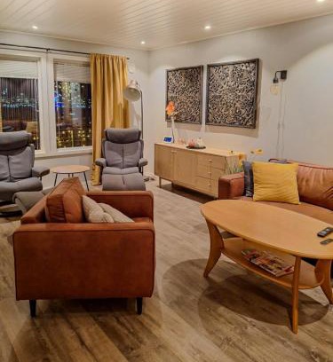 Tromso House | søppelplass