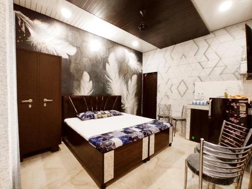 Phagwara Hotel | S & A HOMESTAY & PG - Budget Rooms Near LPU Phagwara LAW Gate