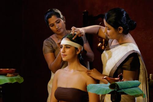 Adimaly Resort | Sahachara Ayurveda Yoga Ecoliving