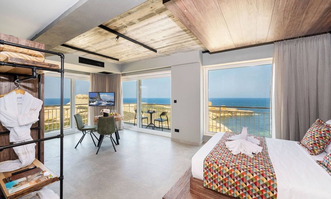 Marsalforn Apartment | Salini Suite Studio Apartment