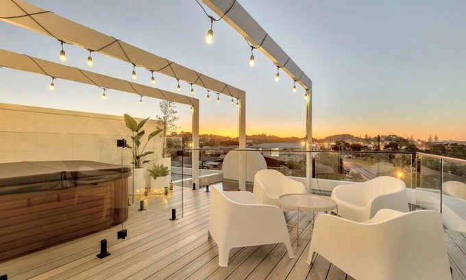 Tugun House | Salt Tugun Summary: S