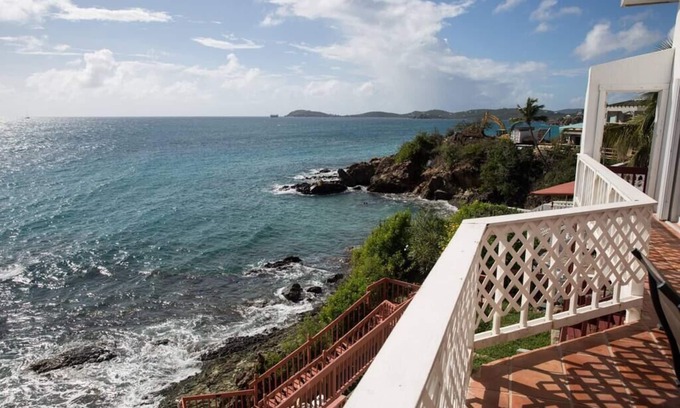 Estate Frenchman Bay Villa | Salty Sway I - 2bed/2bath Beach House