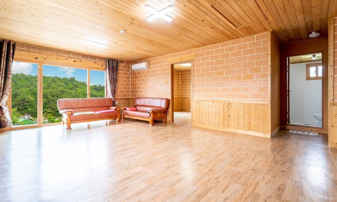 Samcheok House | Samcheok Dasarang Pension