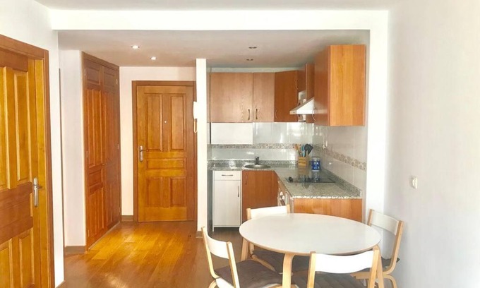 Puebla de Lillo Apartment | San Isidro Estación de Esqui