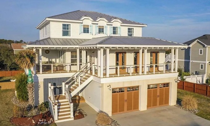 Sandbridge House | Sandbridge. Beautiful Beach Home With Direct Beach Access and Ocean Views