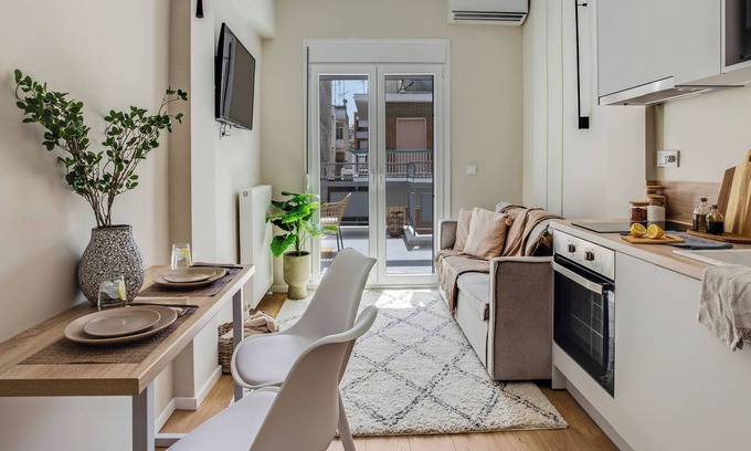 Neapoli-Sykies Apartment | Sanders New Town-Nice 1-Bdr. Apt. w/balcony