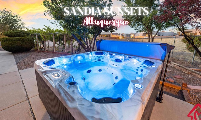 Nor Este House | Sandia Sunsets with Hot Tub - An Irvie Home
