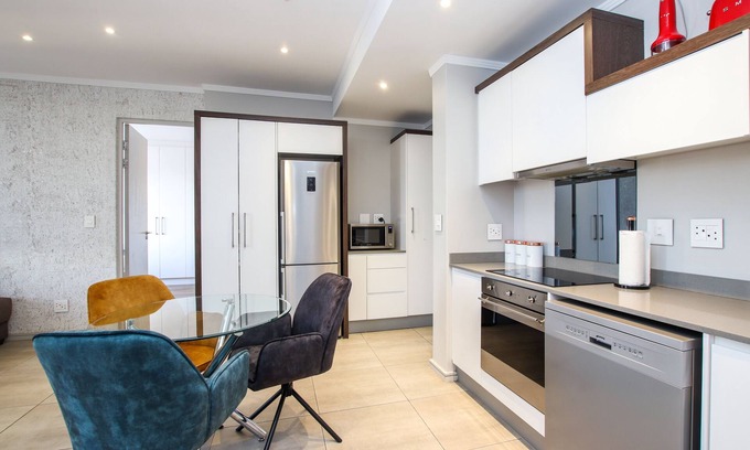 Greater Johannesburg Metropolitan Area Apartment | Sandton Smart Apartment Twelve