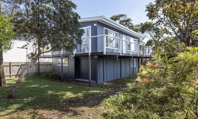Culburra Beach House | Sandy Feet at Culburra Beach