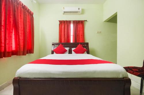 Peralam House | Sangeetha AC Rooms and Hotels