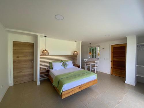 Punta Sur Apartment | Savannah Inn Suite 102