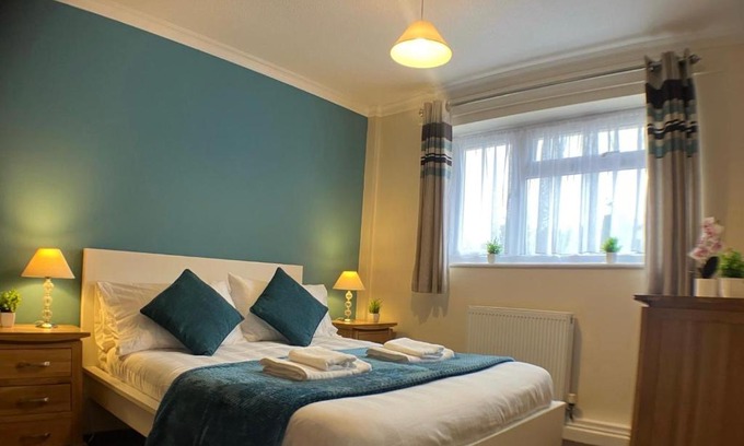 Burgess Hill Apartment | Sawyers Lodge