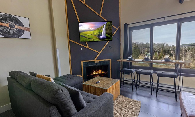 Snowshoe Condo | SC 2508: Chalet Luxe | Alpine Chic + Spa-Like Comforts