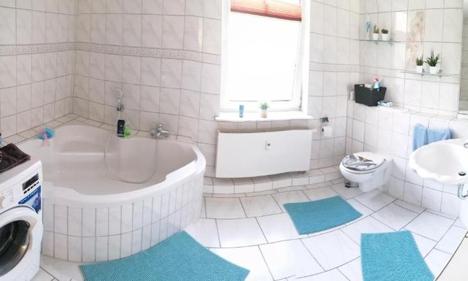 Nordliche Muhlenvorstadt Apartment | Schöne Große Wohnung, Terrasse, Kamin, Parkplatz, 2 Schlafzimmer