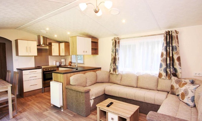 Poppendorf Apartment | schönes Chalet Tinyhouse in Ostseenähe 13km - sehr ruhige Dorflage