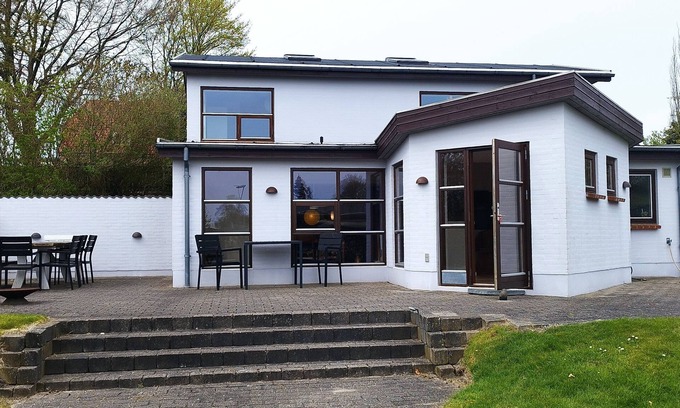 Nykobing Mors Cottage | Schönes Sommerhaus in Strandnähe und Nahe dem Zentrum von Nykøbing M