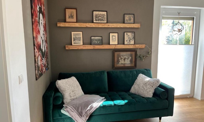 Muenchberg Apartment | Schiller Apartment