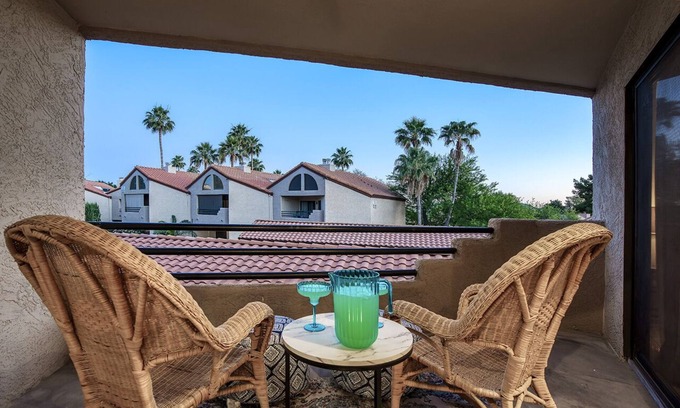 The Joshua Tree Condo | Scottsdale - Boho Cactus Condo - Newly Renovated!