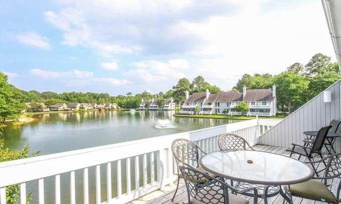 Bethany Beach Apartment | Sea Colony - 1007B West Lake