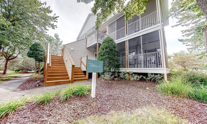 Bethany Beach Condo | Sea Colony Tennis condo w/central AC and access to pool and fitness center