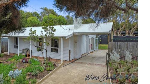 Aldinga Beach House | Sea Gypsy by Wine Coast Holiday Rentals
