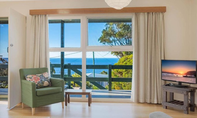 Pambula Beach House | Sea Home With a View at Pambula Beach-Pet Friendly