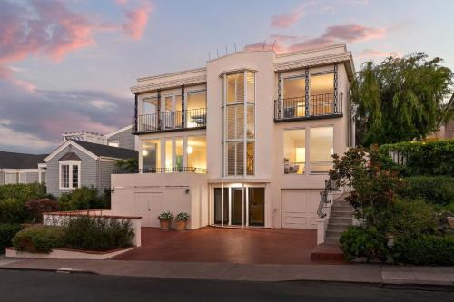 La Jolla Shores House | Sea Serenity Coastline Views and Pool