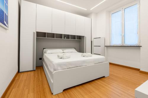Pegli Apartment | Sea side apartment - new bright home