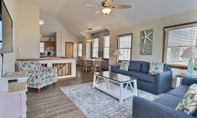 Buxton Cottage | Sea Star- Ocean Views- Steps to Beach- Community Pool