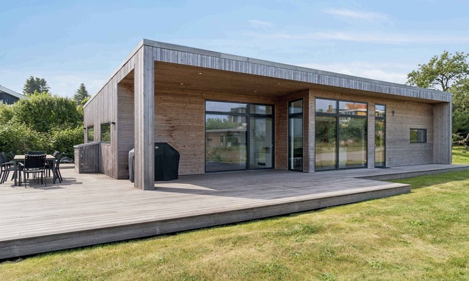 Sandvig House | Sea view and comfort in architect-designed home