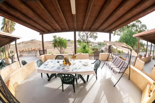 Borgo Bonsignore Apartment | Sea View Apartment Via Tiziano 55 m²