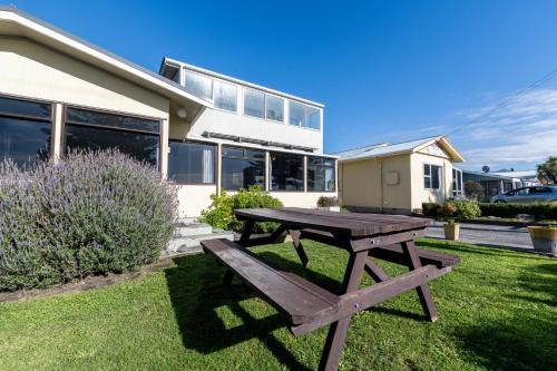 Kaikoura Apartment | Sea View Motel - Unit 3