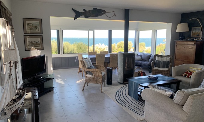 Pleubian House | Sea View with Direct Access to the Beach