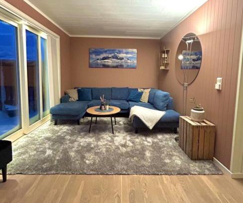 Vestvagøy House | Seacabin in Lilleeidet Marina