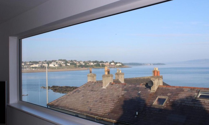 Bangor Apartment | SEACLIFF ROAD APARTMENT