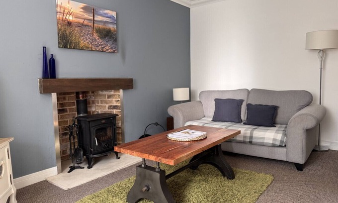 Nairn House | Seaforth cottage - Dog friendly
