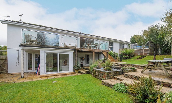 Trebetherick Cottage | SEAMAY, pet friendly, country holiday cottage in Polzeath