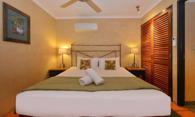 Port Douglas Apartment | Seascape Holidays Apartments at Villa San Michele One Bedroom Standard