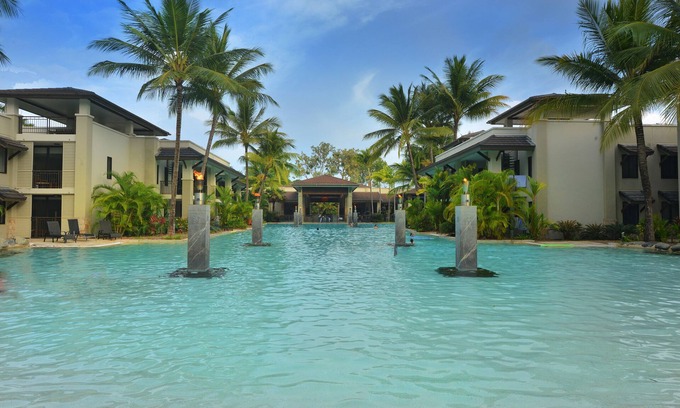 Port Douglas House | Seascape Holidays at Seascape Temple