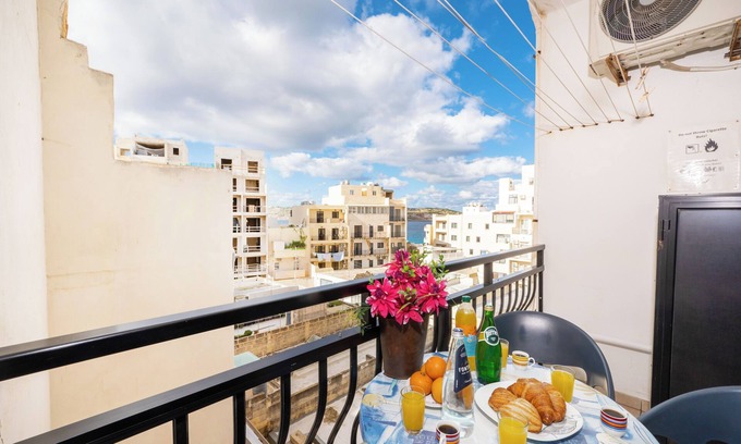Bugibba Apartment | Seashells 1 bedroom apartment in Bugibba
