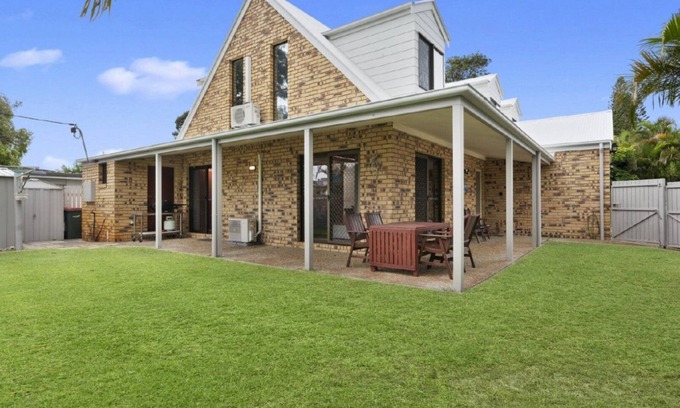 Woorim Apartment | Seashore Sanctuary in Woorim
