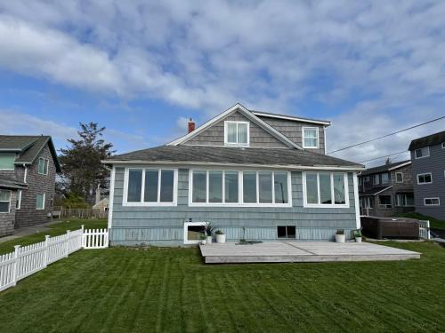 Seaside House | Seaside Beach Front House on the Promenade